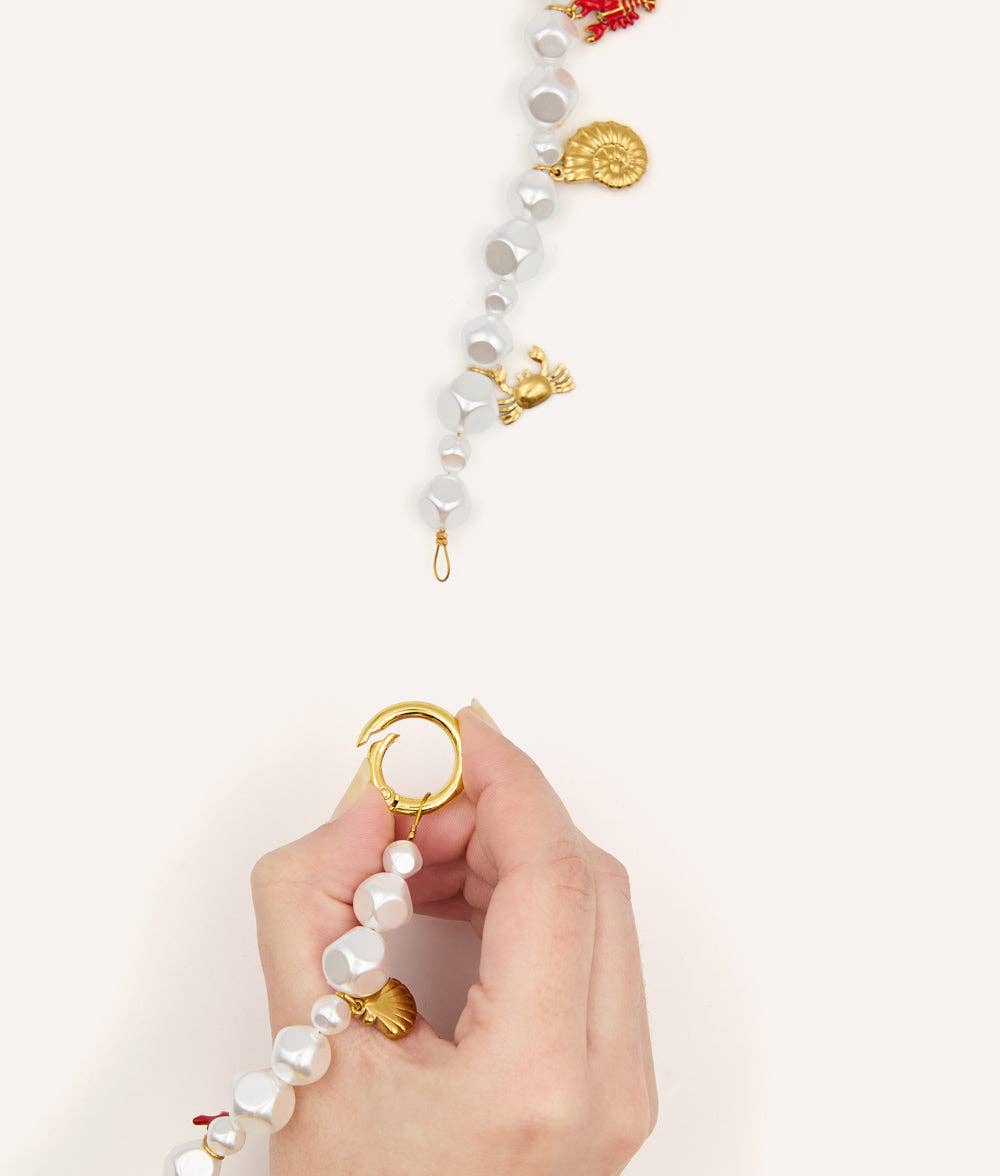 Halsband met charms Hond Koraal, Sira